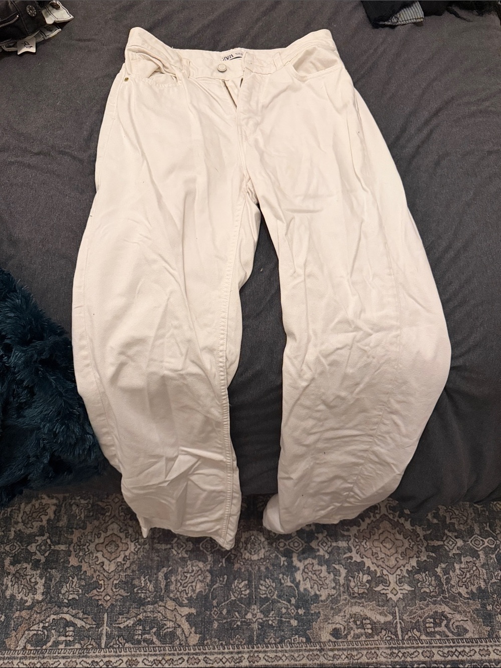 Zara Wide-Leg Cream Flare Jeans